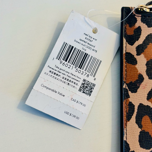 Kate Spade New York Lucy Medium L-Zip Leopard Wristlet - Picture 2 of 3